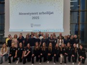 kaikki kaupungin menestyneet urheilijat yhteisvalokuva