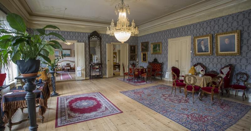 Wahlbergin museotalon sali