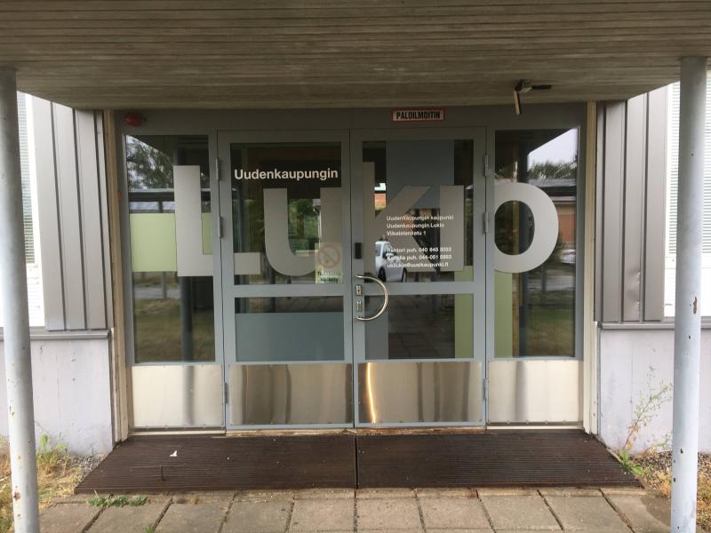 lukio etuovi väistötila